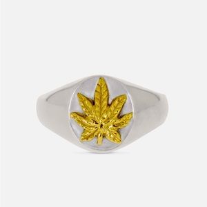 The Great Frog “Maryjane Signet Ring”